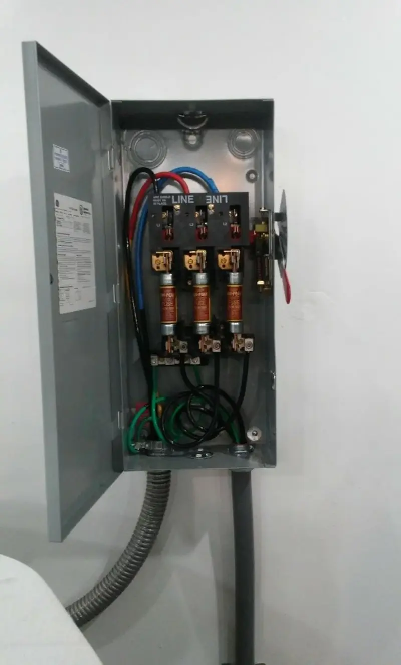 Three-phase disconnect switch installed for Electrical Wiring & Rewiring in Fort Mitchell